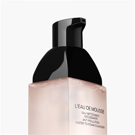eau de mousse nettoyante chanel